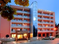 Hotel Kudowa Manufaktura Relaksu Hotels in Polanica-Zdroj