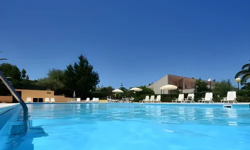Calanica Resort