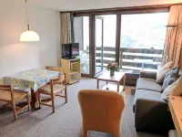 Apt B 093