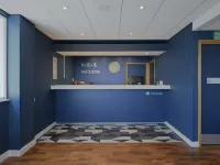 Travelodge London Crystal Palace Hotels near Dulwich
