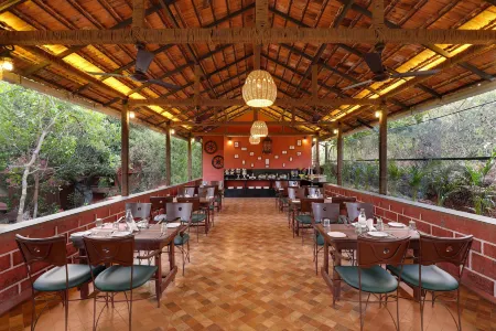 Keys Lite by Lemon Tree Hotels Sylvan, Dapoli Отели в г. Гав