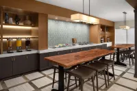 DoubleTree by Hilton Salem - breakfast