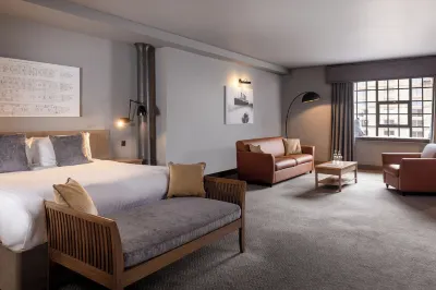 Titanic Hotel Liverpool Hotels near Hugh Baird College