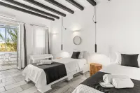 Mr and MRS White Paros Hotel a Ambelas