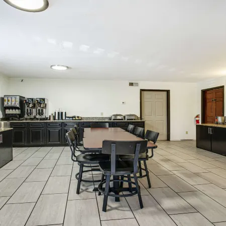 SureStay Plus Hotel by Best Western Sacramento North