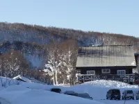 Hakkoda Sanso Hotels near Sakayu Onsen
