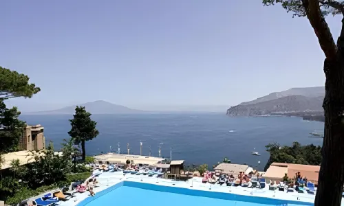 Hotel Bristol