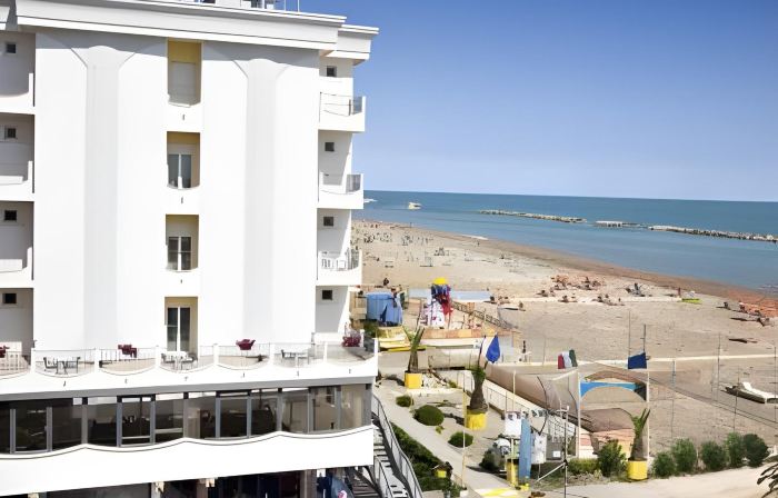 Hotel Zeus