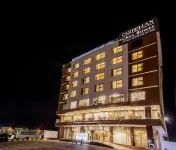 Carnelian Muscat - Airport Hotel Hotel in zona Oman Automobile Association