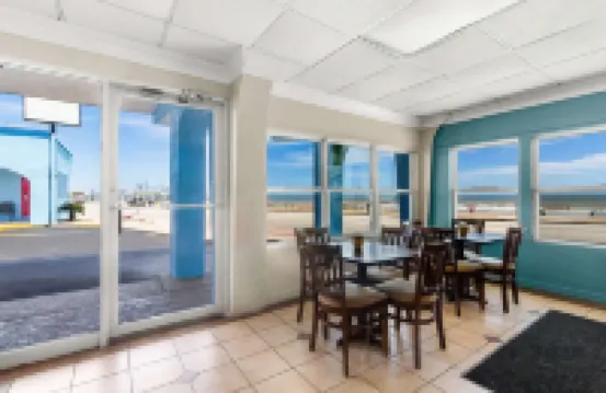 Econo Lodge Galveston Seawall