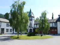 Bårdshaug Herregård Hotels in 