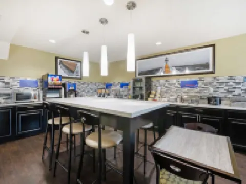Best Western Edgewater Inn Hotels in Edgewater