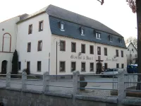 Pension Gasthof und Hotel Roter Hirsch