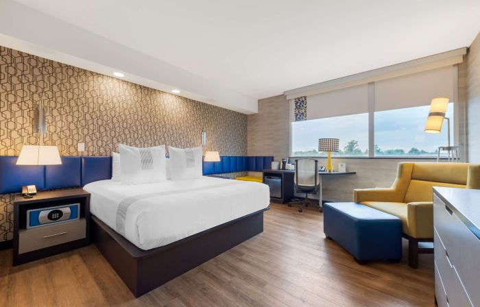 GLo Best Western Kanata Ottawa West