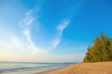 รูปภาพของเขาหลัก ซีเนียร์ บังกาโล​ C-Nior Bungalows