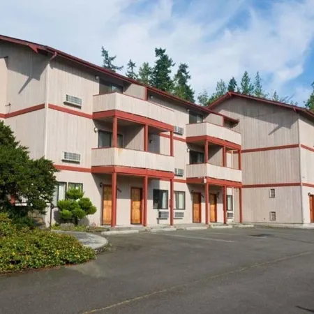 Sequim Bay Lodge