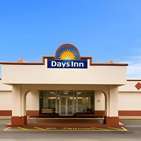 Days Inn by Wyndham Shelby