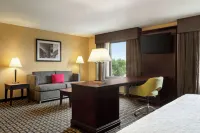 Hampton Inn & Suites Pine Bluff - Pools