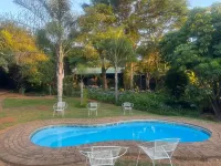 Busa House Self Catering guest house Hotels in White River