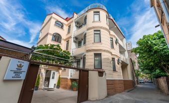 Hotel Imperial House