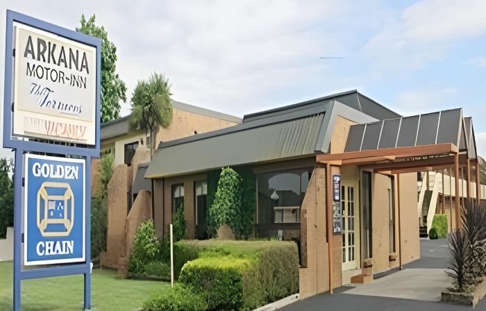 Arkana Motor Inn & Terrace Apartments
