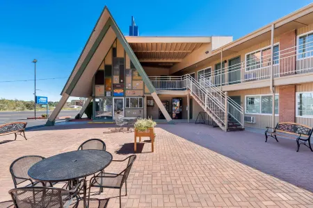 Americas Best Value Inn and Suites Flagstaff