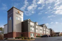 La Quinta Inn & Suites by Wyndham Stonington-Mystic Area Hotels in North Stonington