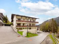 Sunshine Top 12 Hotels in 