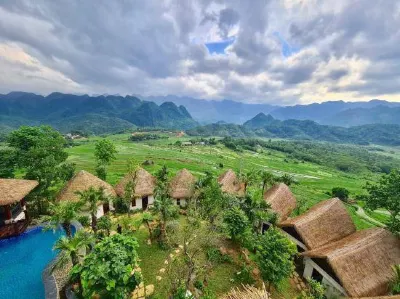 Ebino Puluong Resort Hotels in Ba Thuoc District