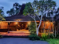Joglo Plawang Villa & Resort