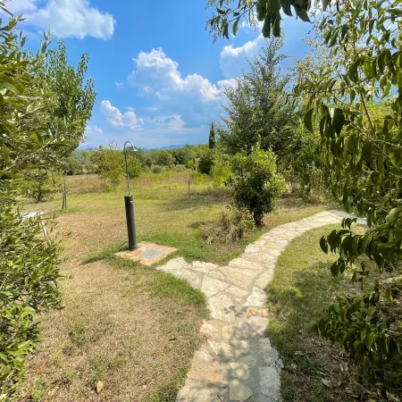 Umbrian Paradise Contains 5 Bedrooms with Private Pool and Stunning Views
