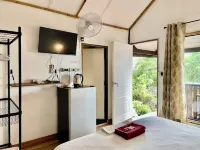 Majestic Sea View Resort Hotels in Koh Tao