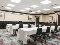 Hampton Inn Detroit/Roseville Hotels in Macomb County