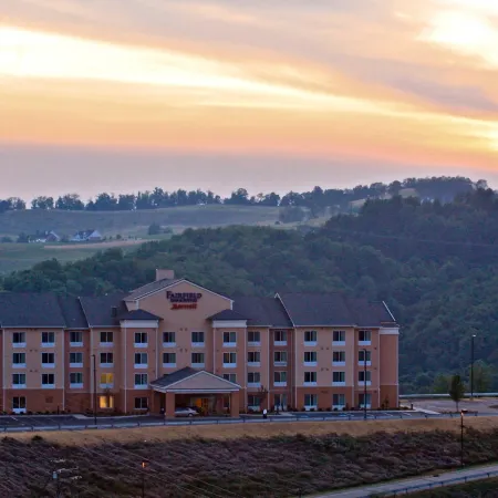 Fairfield Inn & Suites Morgantown Отели в г. Мононгалия