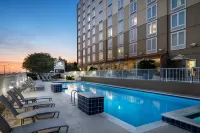 DoubleTree by Hilton Biloxi Hotel di D'Iberville