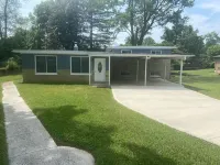 Cozy, Spacious, Great Location to amenities Hotels in Oak Ridge