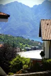 Our Happy Place Detached vacation home with garden Hotel a Mandello del Lario