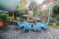 Sailors Rest: Pool & Sauna, Tropical Island Oasis, Fireplace Hotels in Johns Island