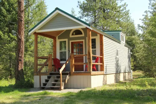 Cozy Cabin in the Big Woods of North Idaho - Chalets