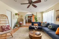 Casa Bermuda a Spanish Boho Retreat, Expansive Pool/Spa Pet Friendly
