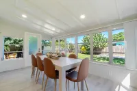 Indulge in Florida's finest living! A dream awaits you in this beautiful home.