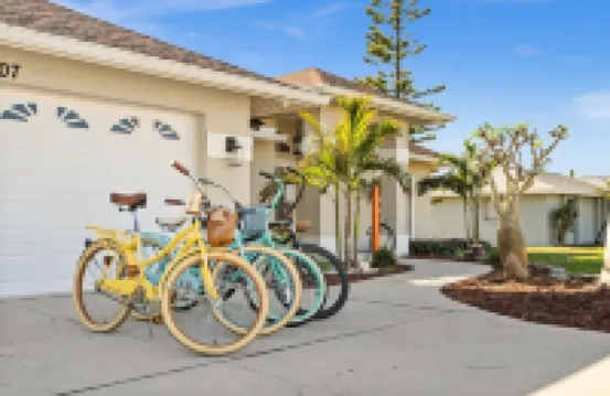Beach Time Villa-Heated Pool & Spa-4 Bikes, Game Room-Great Amenities