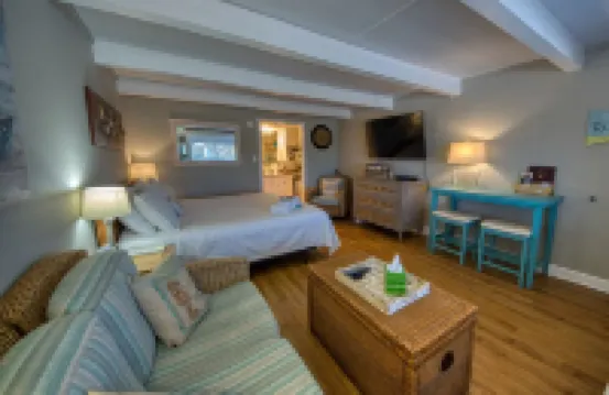 Waterway View Studio 2 w/ Pool near Wrightsville Beach
