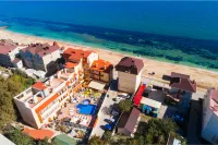 Na Chernomorskoi Hotels near The Tower of Consul Giovani di Scaffa