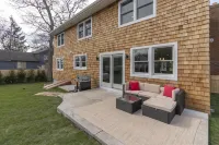 Newly Renovated Hamptons Home Near the Beach