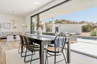 Mars Landing - Pool / Spa / Boulders / Views