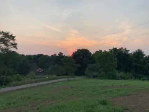 Cozy County Cabin in the woods