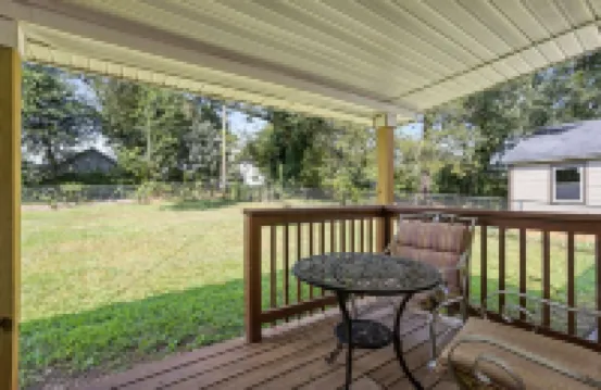 Wallk to coffee shops restaurants,  breweries all with in 1.5 miles of downtown 帕克酒店