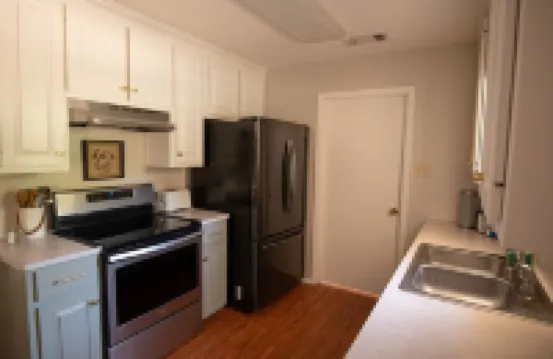 New! Cozy Home 10 min to Magnolia and Baylor