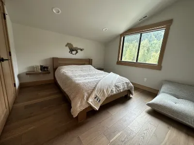 Mountain Cabin